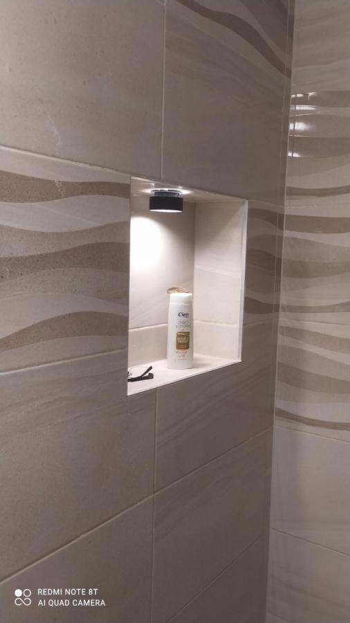 Clover Apartman Zara Esterno foto
